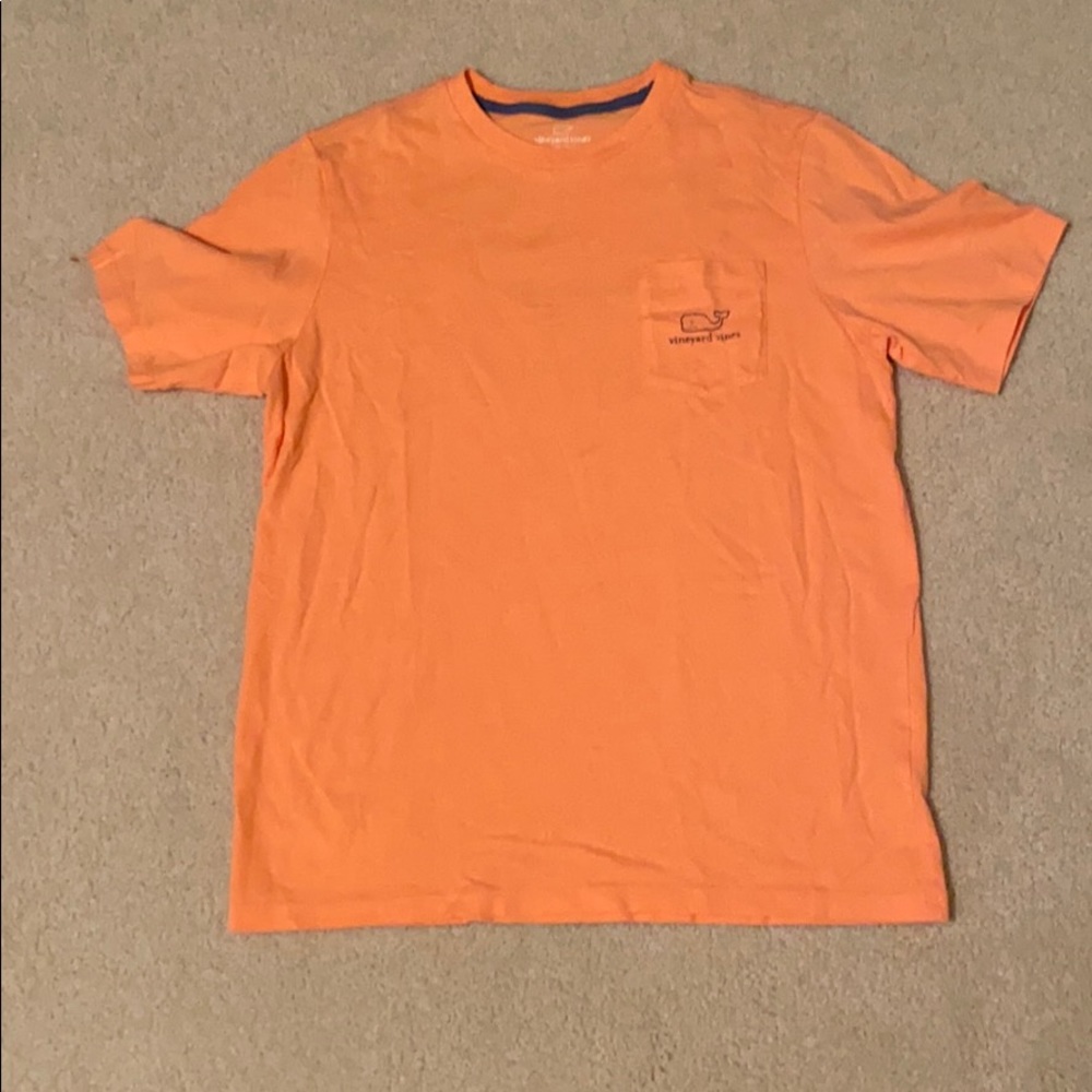 Vineyard Vines T-shirt